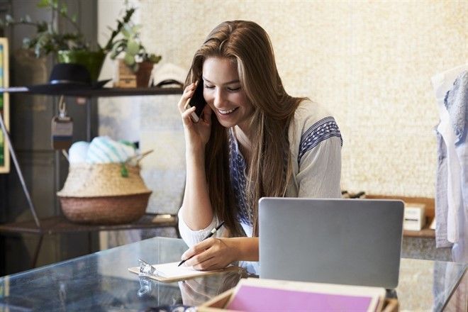Cómo contactar con Recursos Humanos